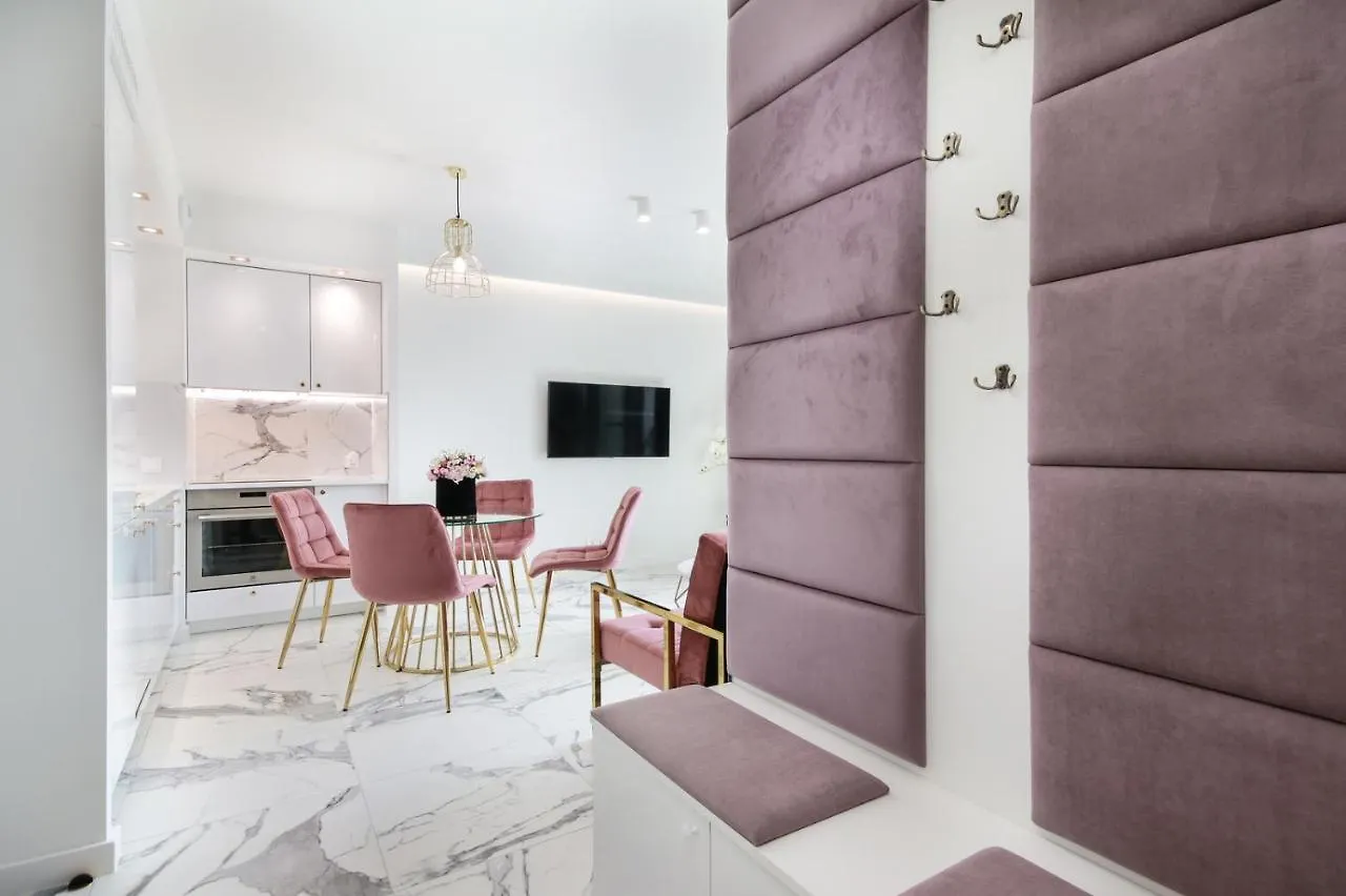 Apartamenty Hashtagwilda_Apartament Zloty ポズナン アパート